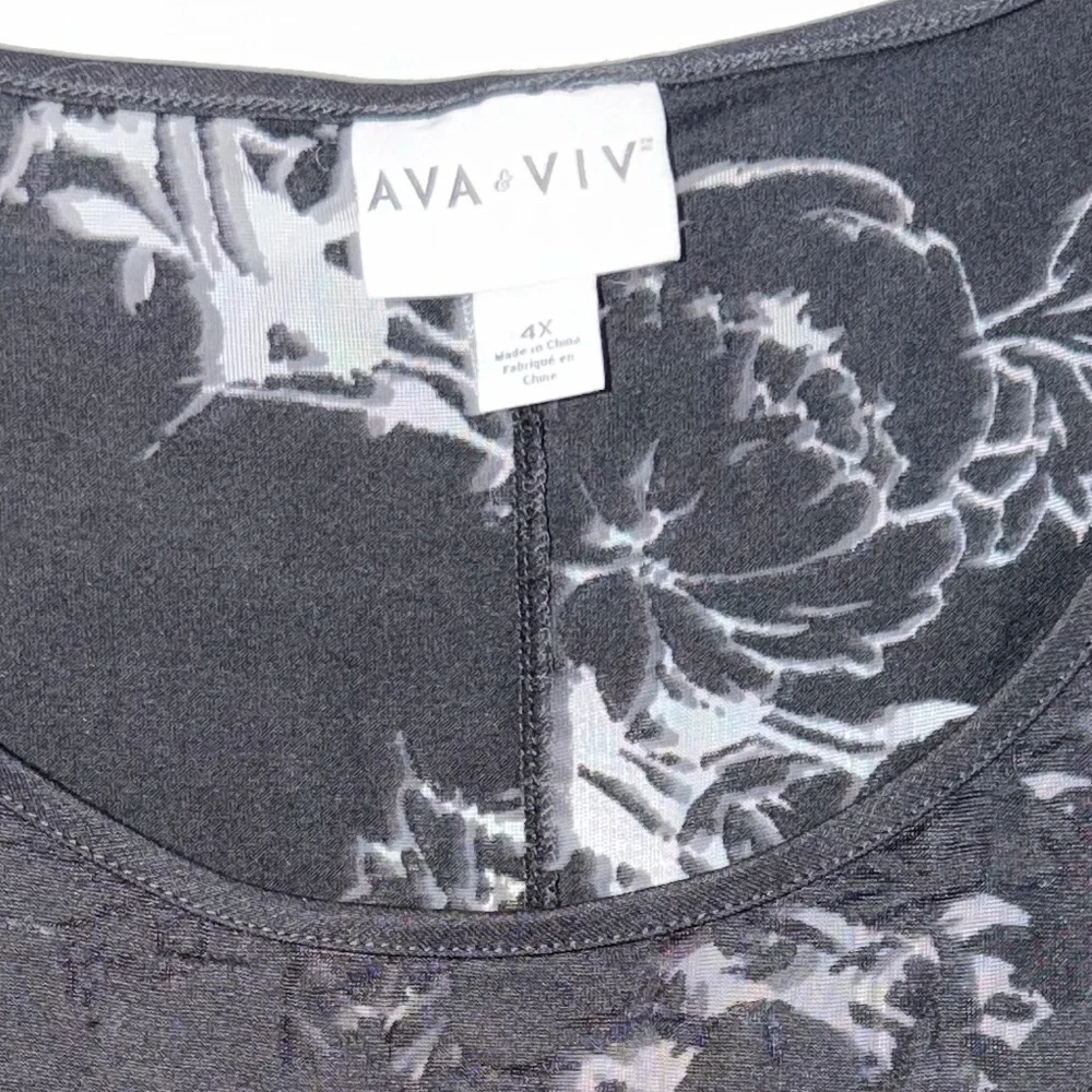 Sheer Black Chiffon Short Sleeve Textured Floral Blouse - Picture 4 of 6